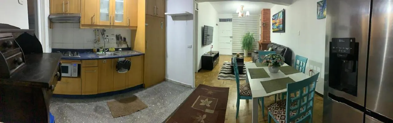 Casa 3 Habitaciones, 3 Camas, Jardin Quito