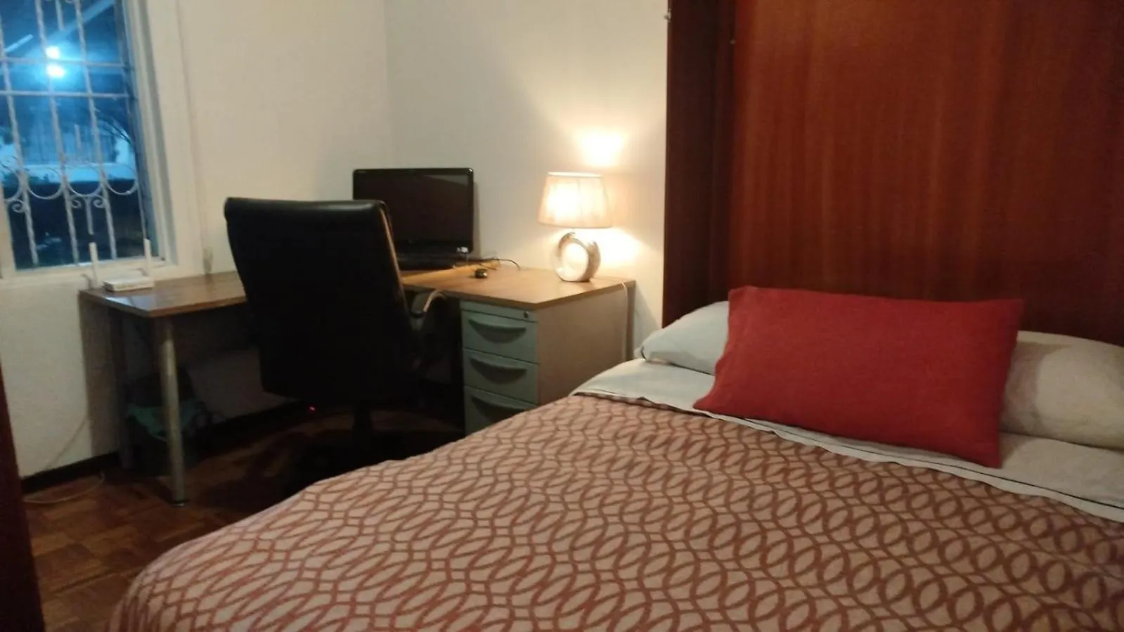 Villa Casa 3 Habitaciones, 3 Camas, Jardin Quito Ecuador