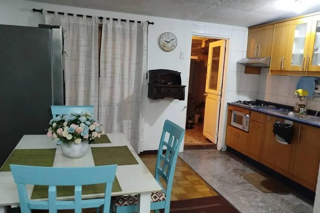 Casa 3 Habitaciones, 3 Camas, Jardin Quito Villa