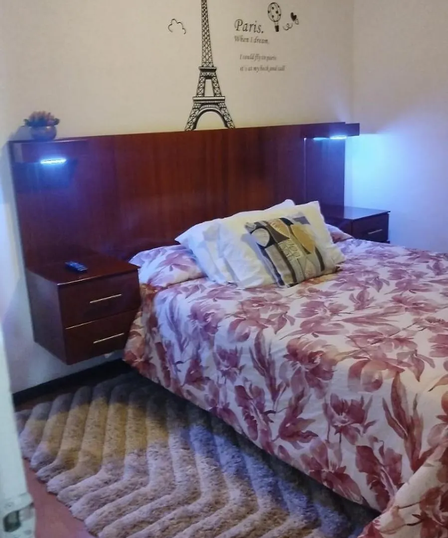 Villa Casa 3 Habitaciones, 3 Camas, Jardin Quito