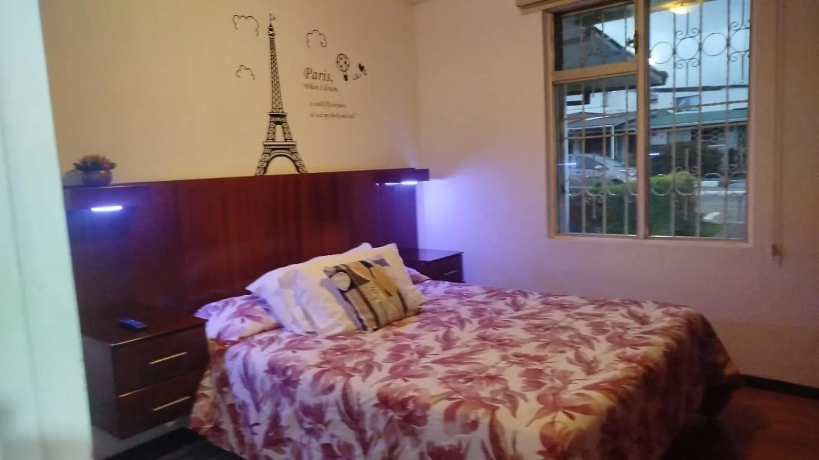 Casa 3 Habitaciones, 3 Camas, Jardin Quito Villa